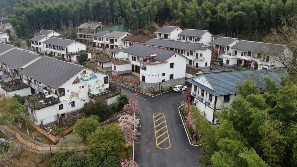 江西資溪縣烏石鎮(zhèn)新月畬族村景象。新華社記者 彭昭之 攝