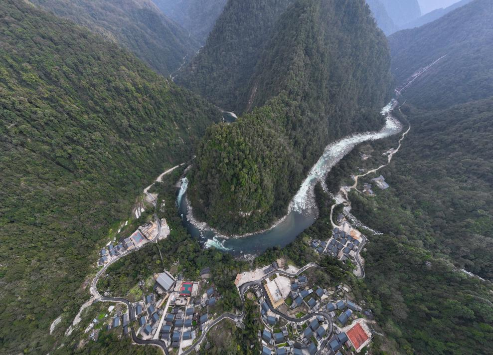 2023年3月10日，獨(dú)龍江航拍。